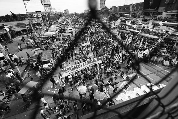 Language of the streets. The discourse of the broad masses of the Filipino people takes place in the vernacular, not in what James Soriano called “the language of the learned.” Photo by Tata L. Yap